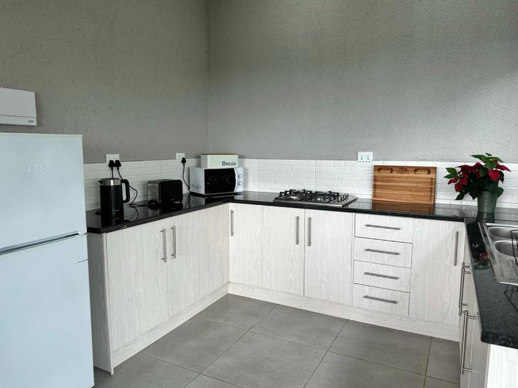 Hazyview Accommodation, Bon Repose Cottages 3&4 Bilik gambar